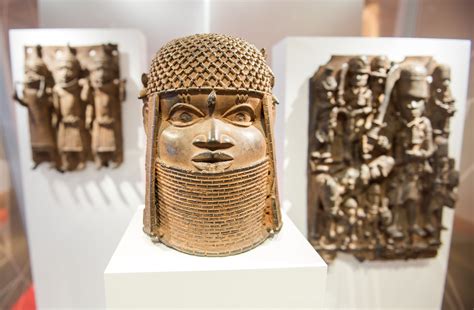  The Benin Bronzes!  A Tapestry of History, Power and Breathtaking Detail Woven into Bronze